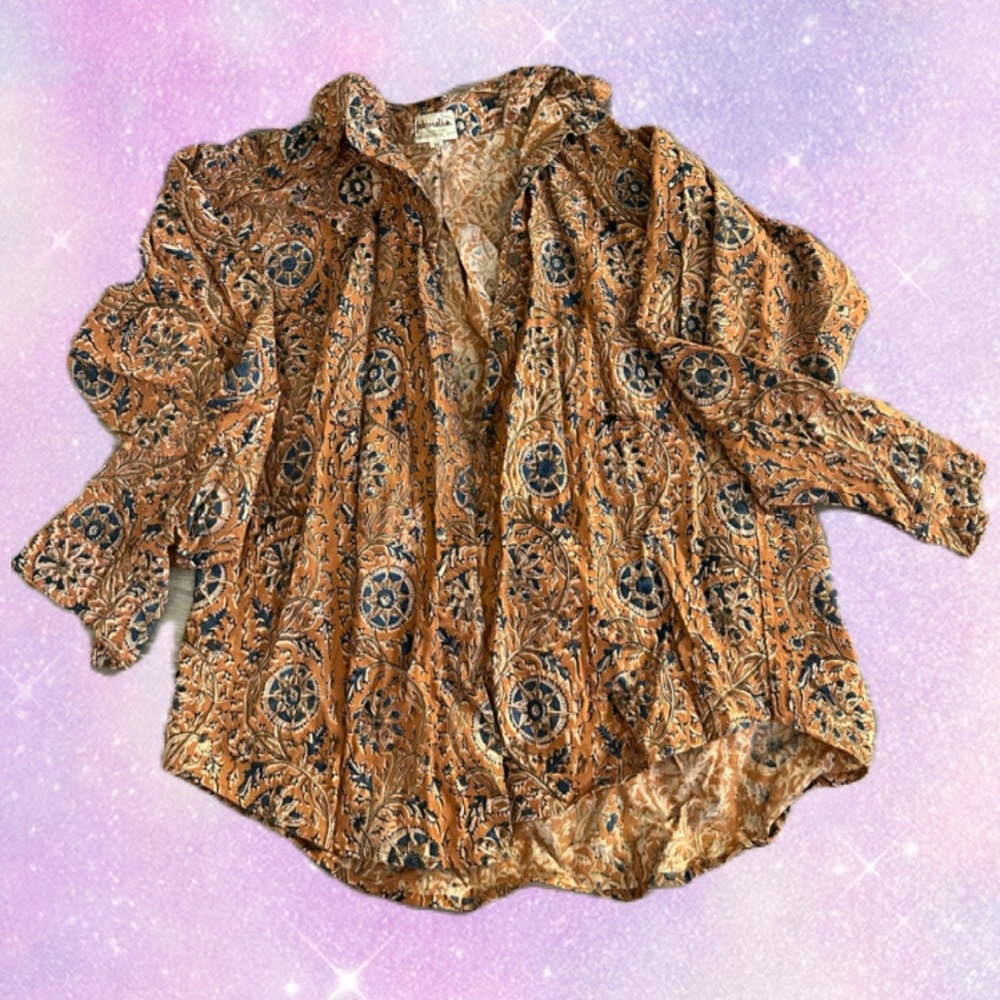 Vintage Button Up!
